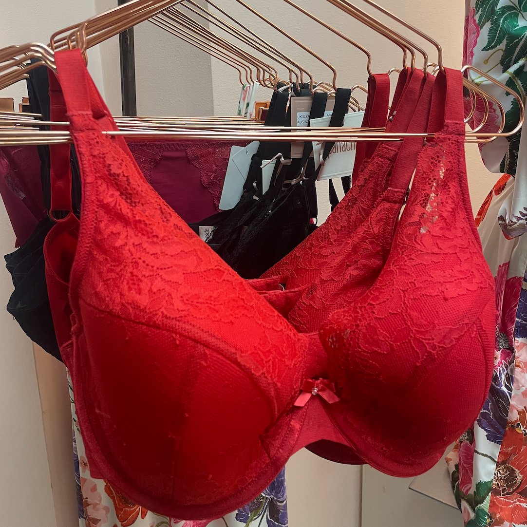 Yeebras Plunge Bras – Tagged