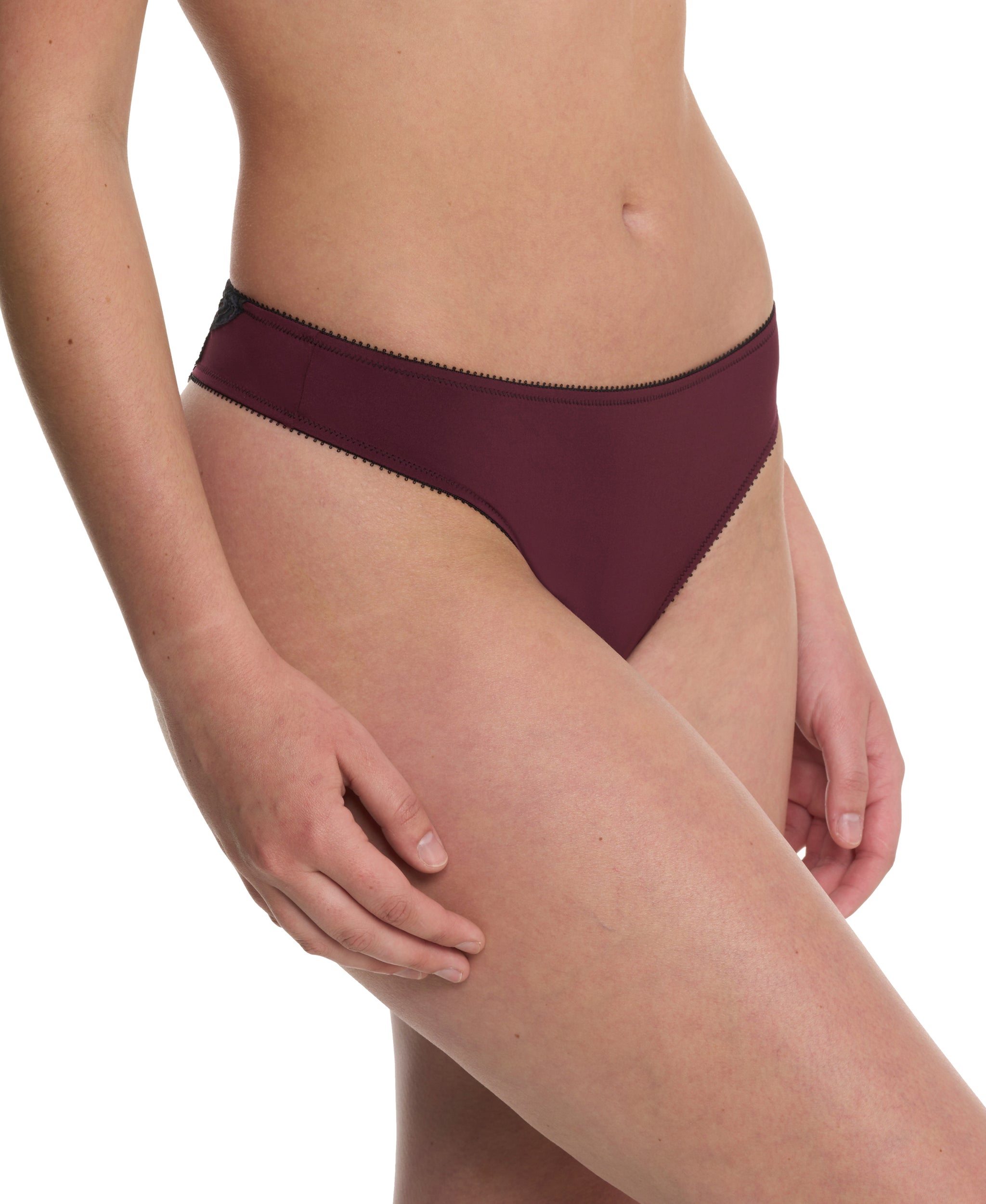 Natori Persuasion Thong – Filly Rose