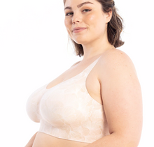 Load image into Gallery viewer, Beyond Bra Champagne Ginkgo
