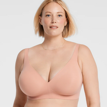 Load image into Gallery viewer, The Starlette Plunge Bra
